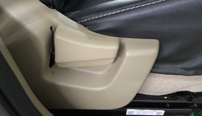 2023 Mahindra BOLERO NEO N 8, Diesel, Manual, 12,875 km, Driver Side Adjustment Panel