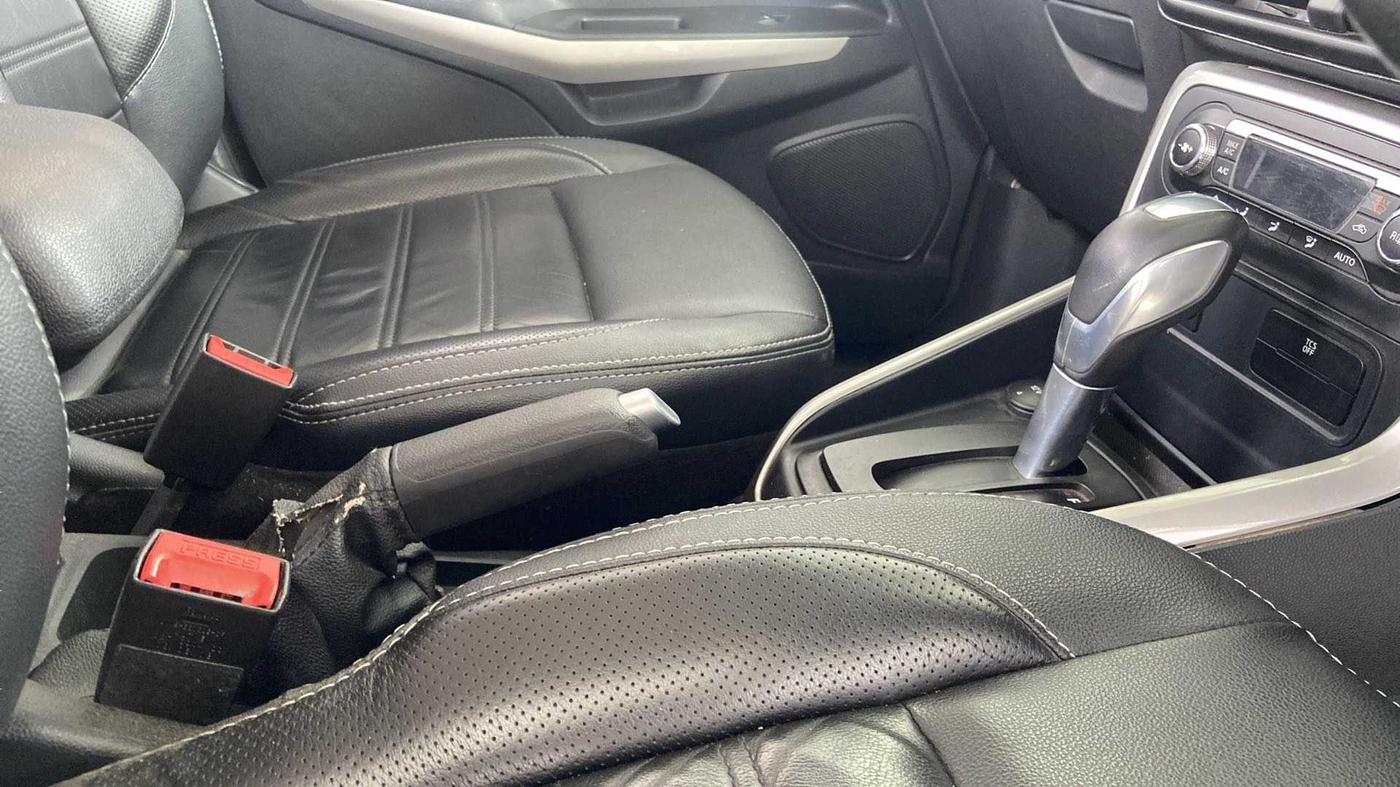 2018 Ford Ecosport TITANIUM + 1.5L PETROL AT, Petrol, Automatic, 58,620 km, Gear Lever