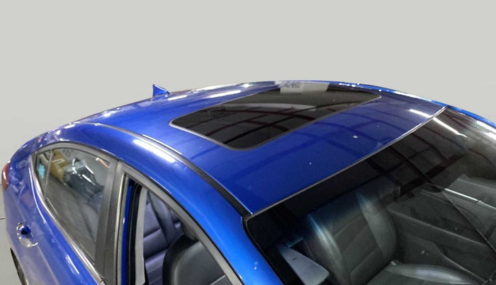 2018 Hyundai New Elantra 1.6 SX (O) AT DIESEL, Diesel, Automatic, 48,716 km, Roof