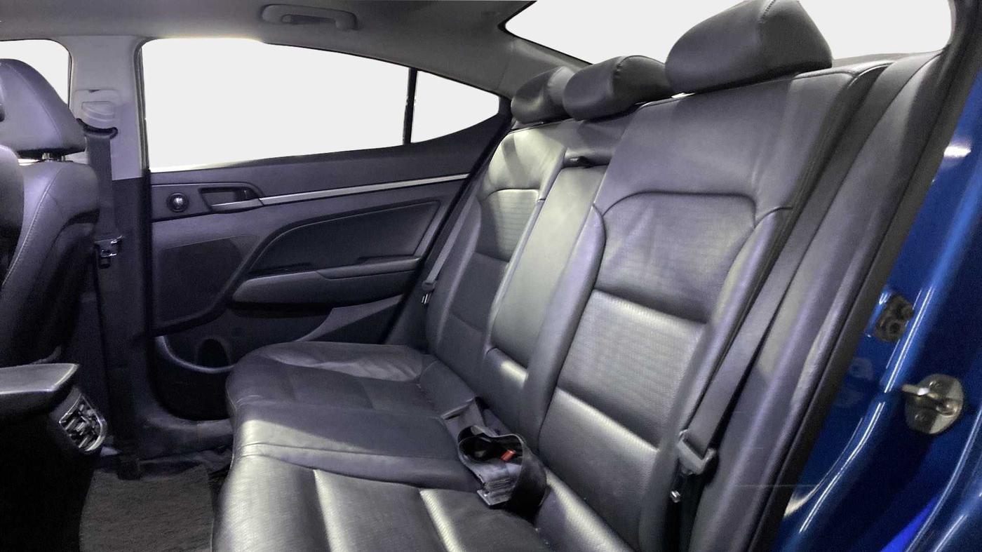 2018 Hyundai New Elantra 1.6 SX (O) AT DIESEL, Diesel, Automatic, 48,716 km, Right Side Rear Door Cabin