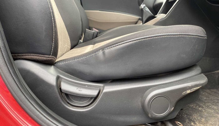 2018 Hyundai Grand i10 ASTA 1.2 KAPPA VTVT, Petrol, Manual, 25,863 km, Driver Side Adjustment Panel