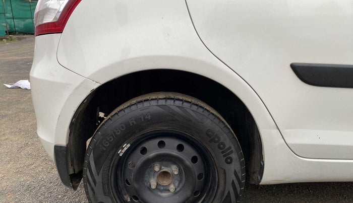 2015 Maruti Swift VXI, Petrol, Manual, 88,933 km, Right quarter panel - Minor scratches