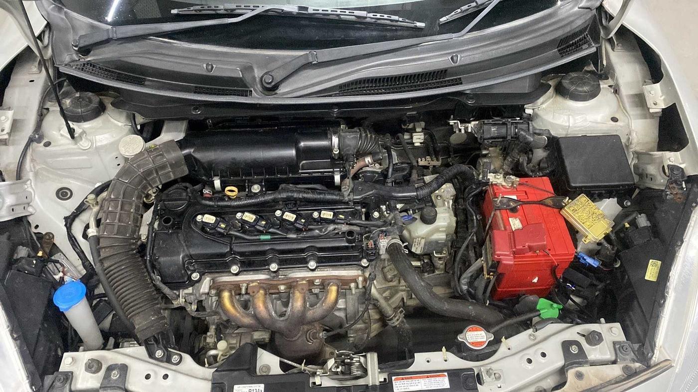 2017 Maruti Dzire VXI AMT, Petrol, Automatic, 54,659 km, Open Bonet