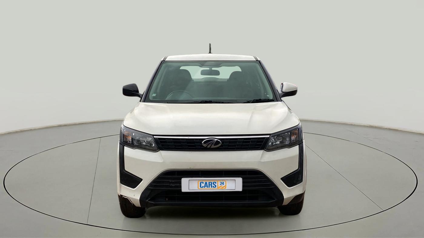 2019 Mahindra XUV300 W4 1.5 DIESEL, Diesel, Manual, 33,060 km, Front