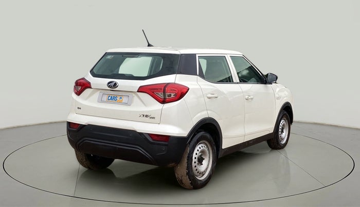 2019 Mahindra XUV300 W4 1.5 DIESEL, Diesel, Manual, 33,060 km, Right Back Diagonal