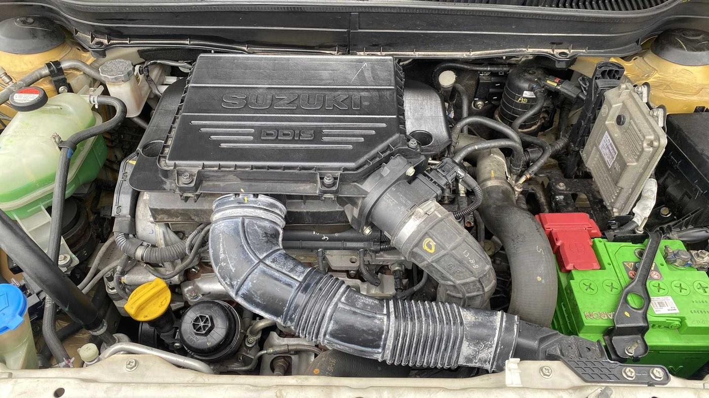 2017 Maruti Vitara Brezza ZDI, Diesel, Manual, 24,142 km, Open Bonet