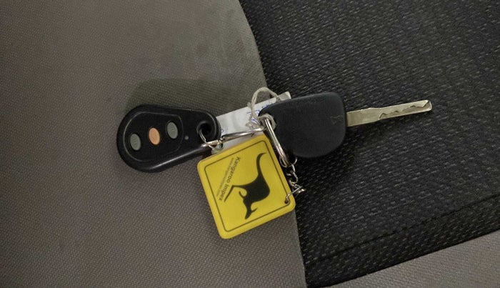 2017 Mahindra Scorpio S7, Diesel, Manual, 47,000 km, Key Close Up