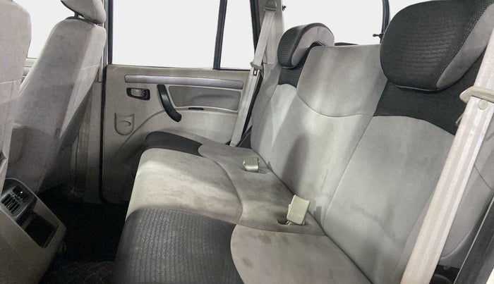 2017 Mahindra Scorpio S7, Diesel, Manual, 47,000 km, Right Side Rear Door Cabin