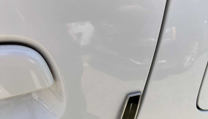 2021 Maruti New Wagon-R VXI 1.2, Petrol, Manual, 9,469 km, Rear left door - Slightly dented