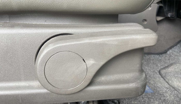 2012 Hyundai i10 ASTA 1.2, Petrol, Manual, 48,339 km, Driver Side Adjustment Panel