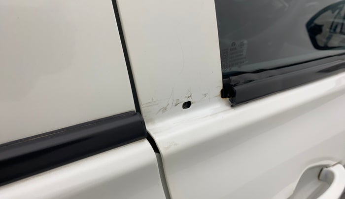 2020 Tata Tiago XE PETROL, Petrol, Manual, 40,531 km, Driver-side door - Weather strip has minor damage