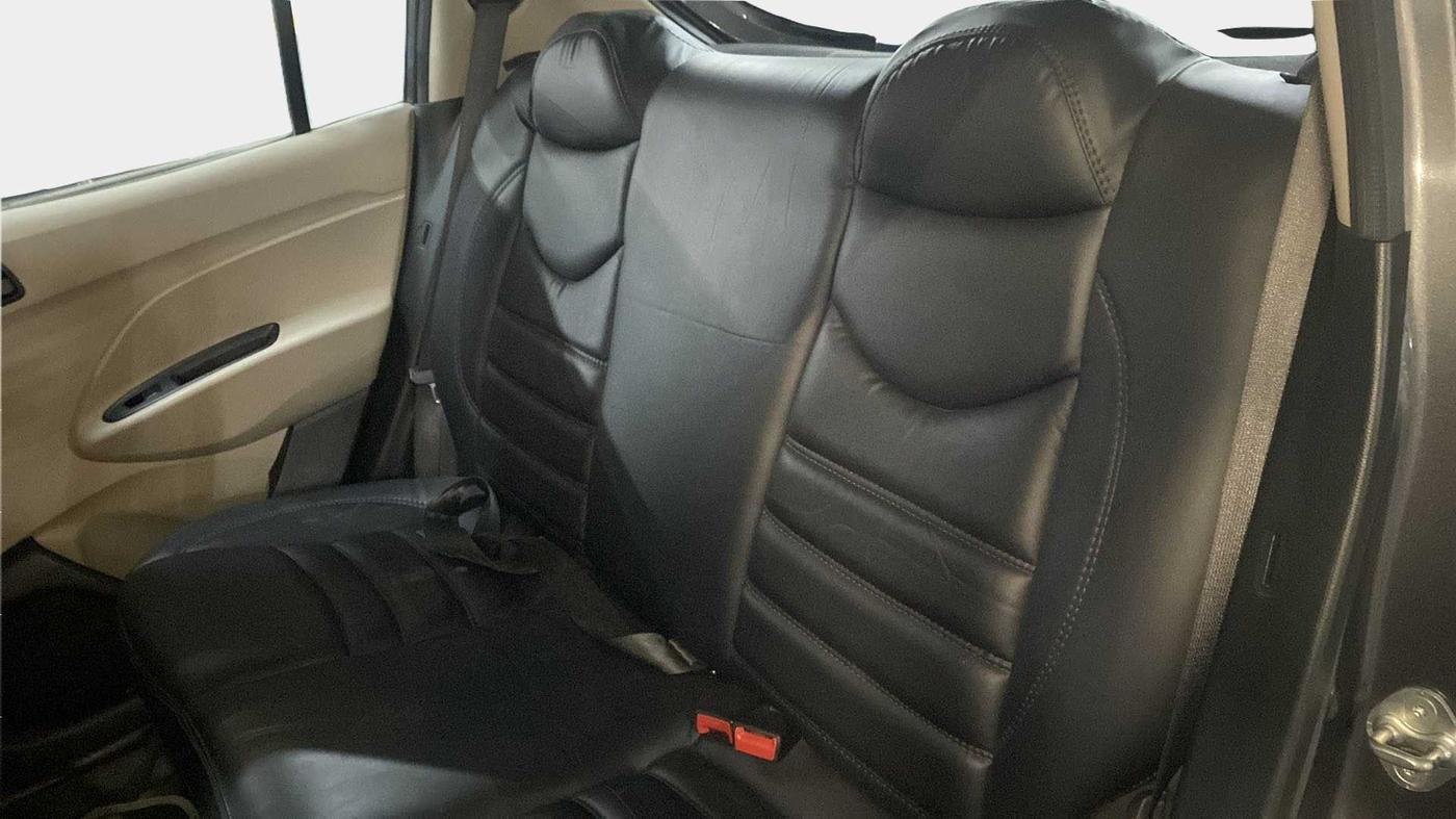 2020 Hyundai NEW SANTRO SPORTZ EXECUTIVE MT CNG, CNG, Manual, 96,298 km, Right Side Rear Door Cabin