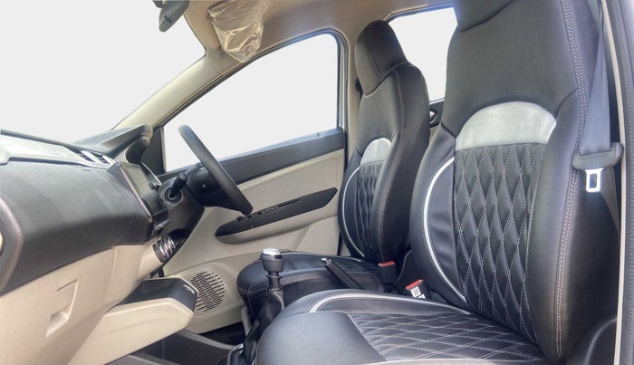 2020 Renault TRIBER RXZ, Petrol, Manual, 28,253 km, Right Side Front Door Cabin