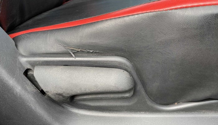 2016 Maruti Swift VXI, Petrol, Manual, 45,950 km, Driver Side Adjustment Panel