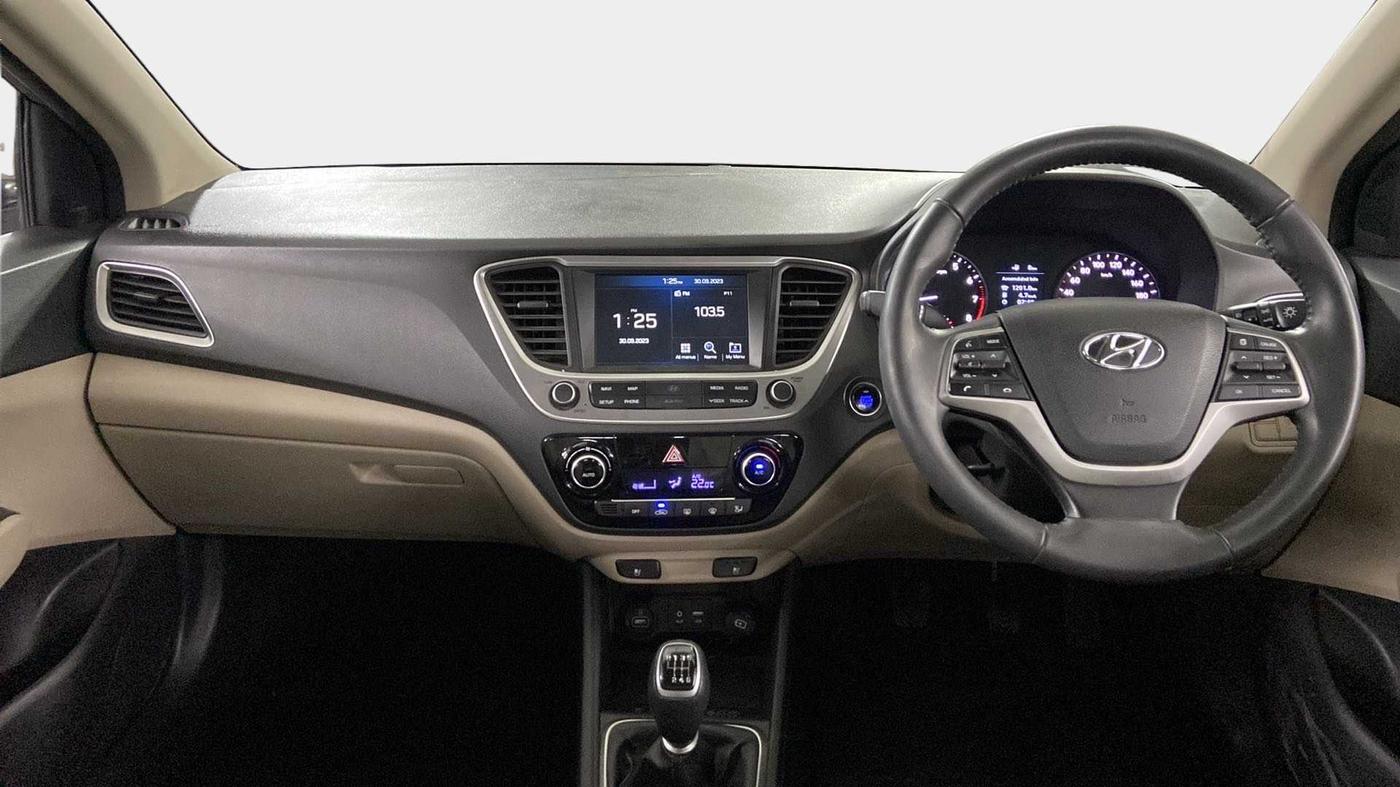 2019 Hyundai Verna 1.6 VTVT SX O, Petrol, Manual, 14,598 km, Dashboard