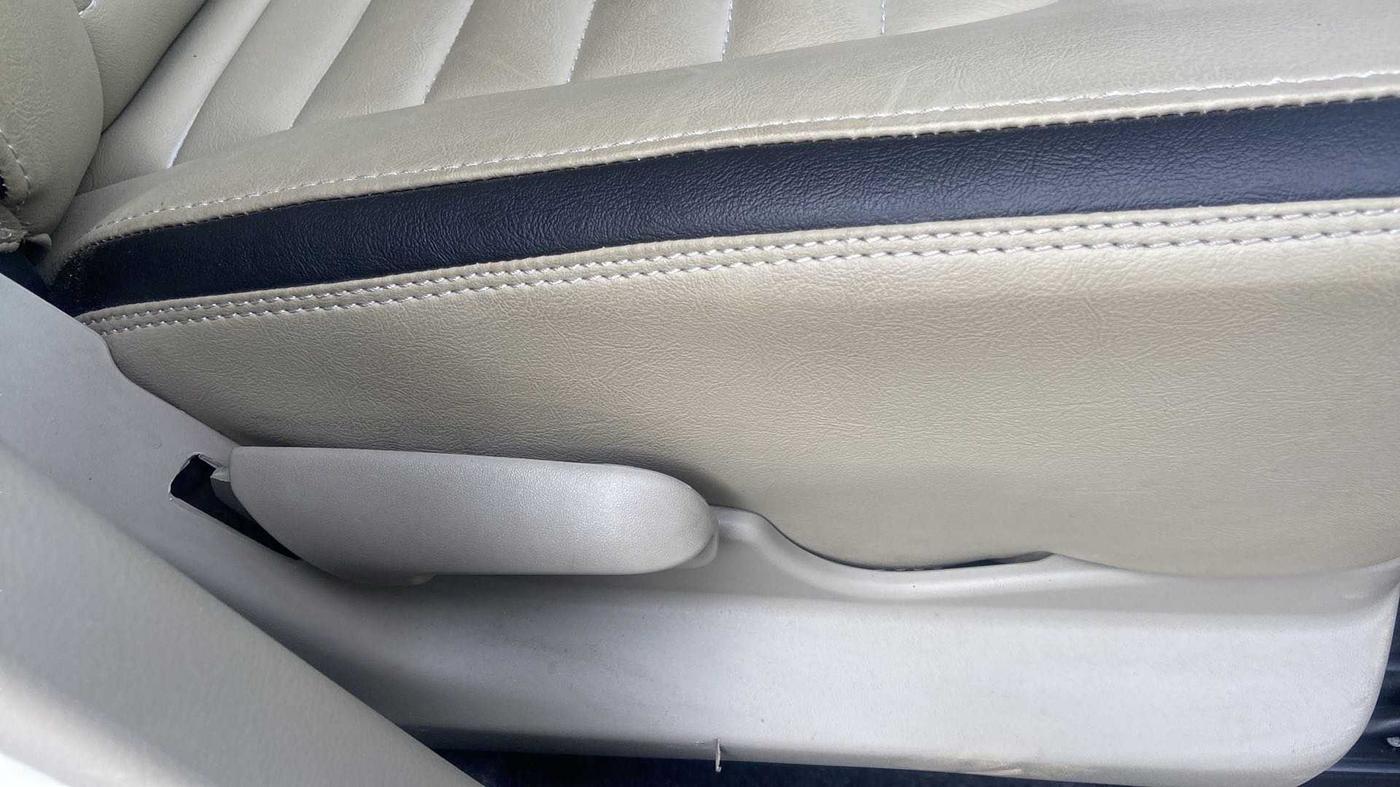 2016 Maruti Celerio ZXI AMT (O), Petrol, Automatic, 33,253 km, Driver Side Adjustment Panel
