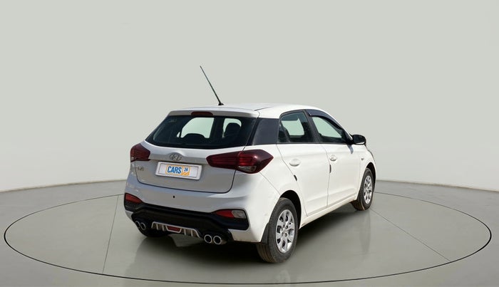 2018 Hyundai Elite i20 MAGNA EXECUTIVE 1.2, CNG, Manual, 89,999 km, Right Back Diagonal