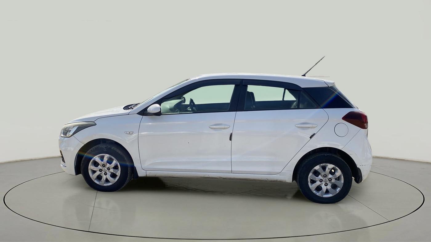 2018 Hyundai Elite i20 MAGNA EXECUTIVE 1.2, CNG, Manual, 89,999 km, Left Side