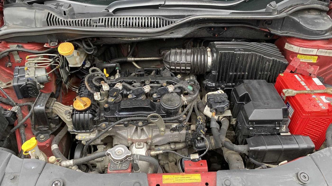 2020 Tata ALTROZ XE PETROL, Petrol, Manual, 42,267 km, Open Bonet