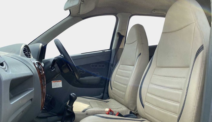 2015 Maruti Alto 800 LXI CNG, CNG, Manual, 75,512 km, Right Side Front Door Cabin