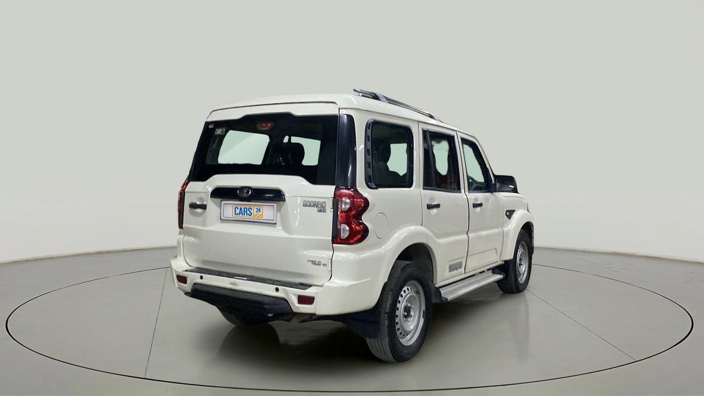 2022 Mahindra Scorpio S5, Diesel, Manual, 31,070 km, Right Back Diagonal