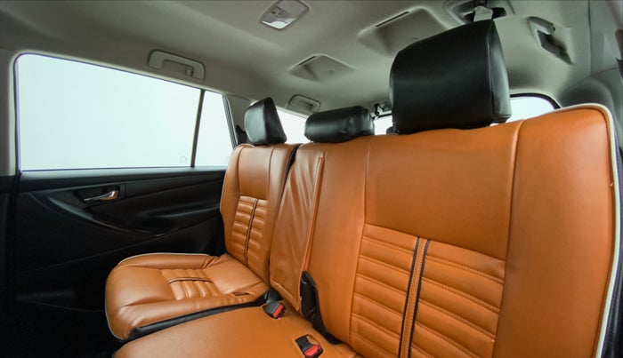 2021 Toyota Innova Crysta 2.4 GX AT 8 STR, Diesel, Automatic, 6,179 km, Right Side Rear Door Cabin