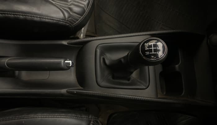 2023 Maruti FRONX DELTA PLUS 1.2MT, Petrol, Manual, 95,373 km, Gear Lever