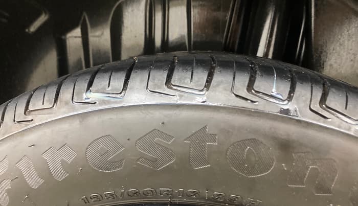 2023 Maruti FRONX DELTA PLUS 1.2MT, Petrol, Manual, 95,373 km, Left Rear Tyre Tread