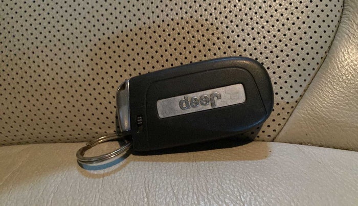 2018 Jeep Compass LIMITED PLUS DIESEL, Diesel, Manual, 37,989 km, Key Close Up