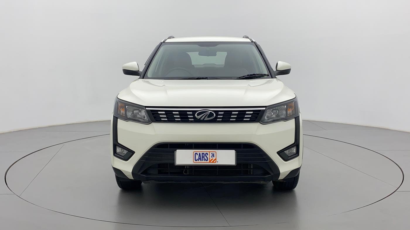 2022 Mahindra XUV300 W6 1.2 PETROL AMT, Petrol, Automatic, 16,034 km, Front