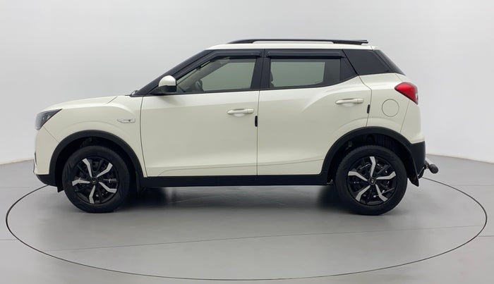 2022 Mahindra XUV300 W6 1.2 PETROL AMT, Petrol, Automatic, 16,034 km, Left Side