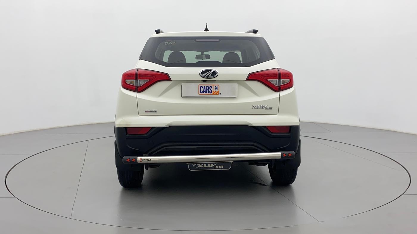 2022 Mahindra XUV300 W6 1.2 PETROL AMT, Petrol, Automatic, 16,034 km, Back/Rear