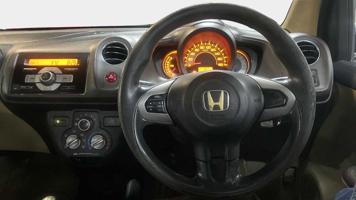 2012 Honda Brio V MT, Petrol, Manual, 57,871 km, Steering Wheel Close Up
