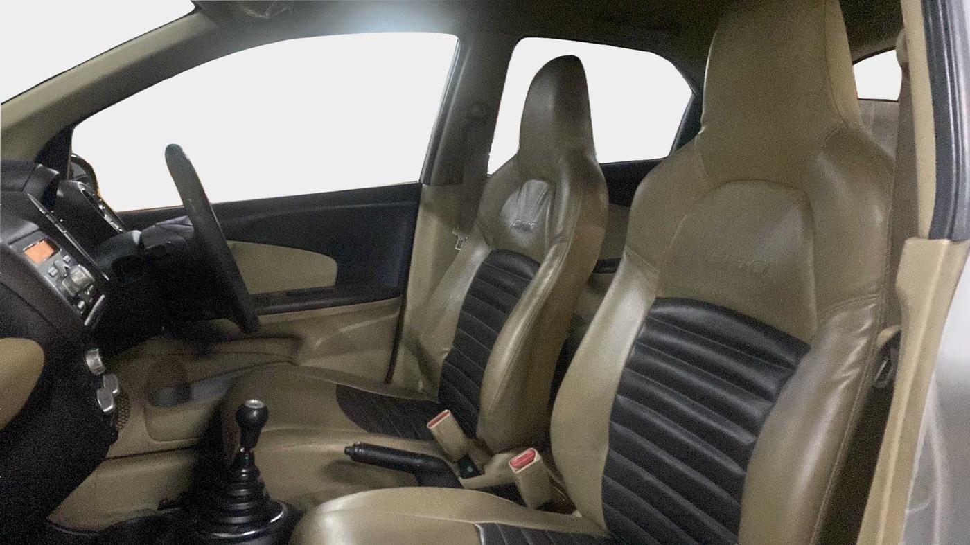 2012 Honda Brio V MT, Petrol, Manual, 57,871 km, Right Side Front Door Cabin
