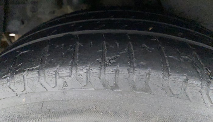 2018 Hyundai Verna 1.6 VTVT SX, Petrol, Manual, 78,892 km, Right Rear Tyre Tread