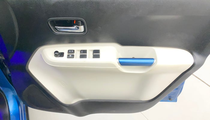 2017 Maruti IGNIS ZETA 1.2 AMT, Petrol, Automatic, 88,908 km, Driver Side Door Panels Control