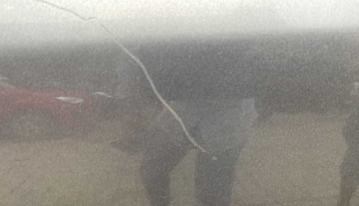 2014 Maruti Swift ZXI, Petrol, Manual, 64,087 km, Rear left door - Minor scratches