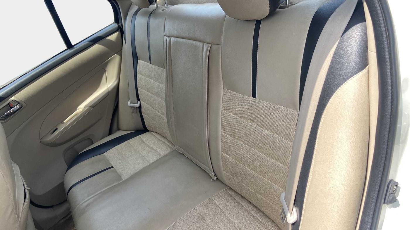 2014 Maruti Swift Dzire VXI, Petrol, Manual, 74,529 km, Right Side Rear Door Cabin