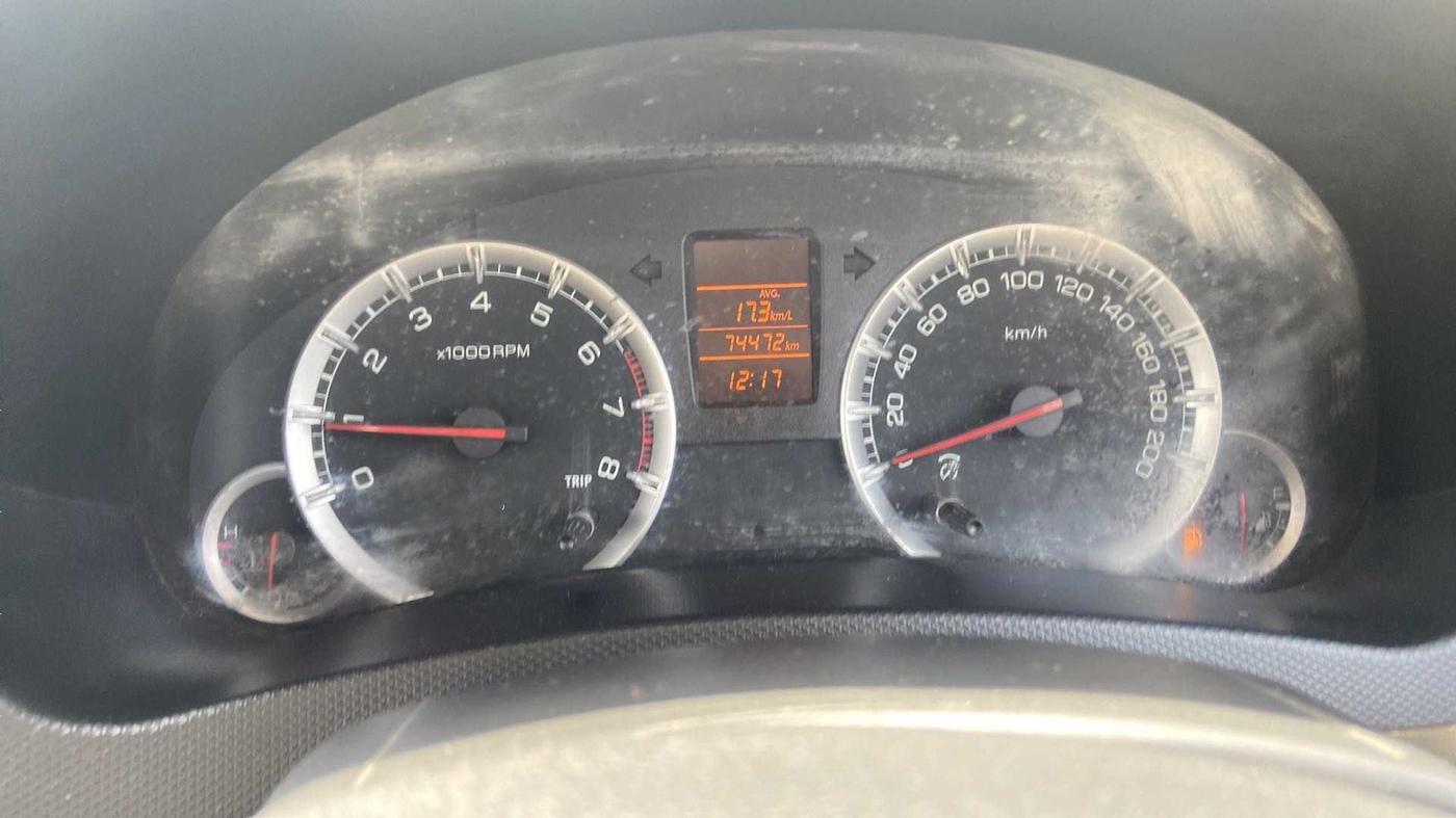 2014 Maruti Swift Dzire VXI, Petrol, Manual, 74,529 km, Odometer Image