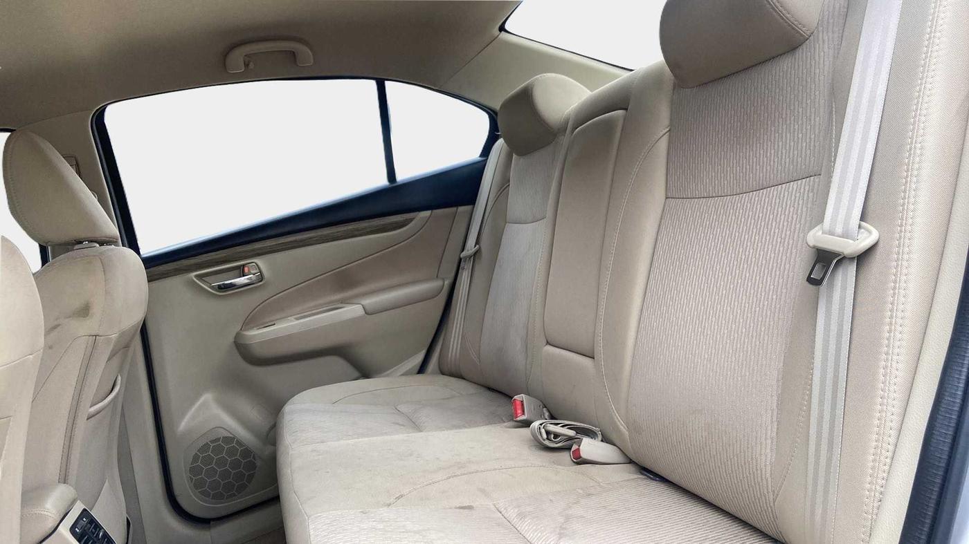 2021 Maruti Ciaz DELTA 1.5 SHVS MT PETROL, Petrol, Manual, 25,022 km, Right Side Rear Door Cabin