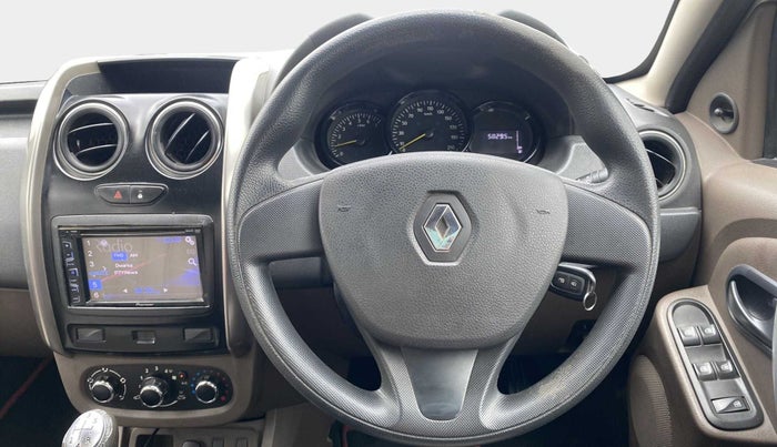 2016 Renault Duster RXE PETROL, Petrol, Manual, 69,173 km, Steering Wheel Close Up