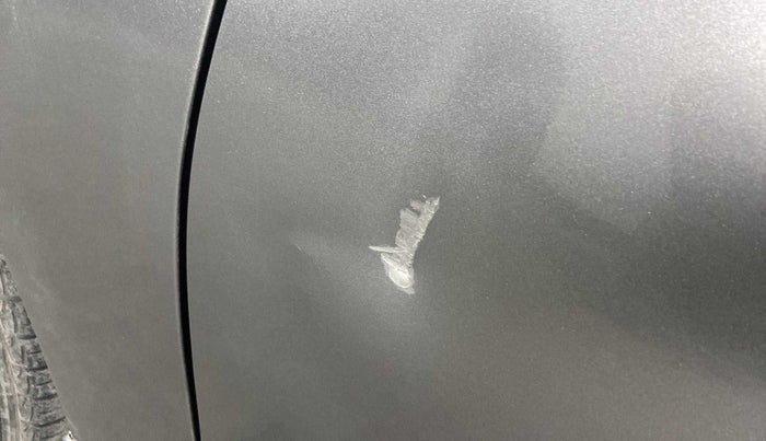 2018 Maruti Ciaz ZETA 1.4  MT PETROL, Petrol, Manual, 41,650 km, Front passenger door - Slightly dented