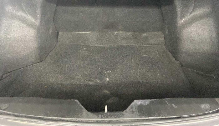 2018 Maruti Ciaz ZETA 1.4  MT PETROL, Petrol, Manual, 41,650 km, Boot Inside
