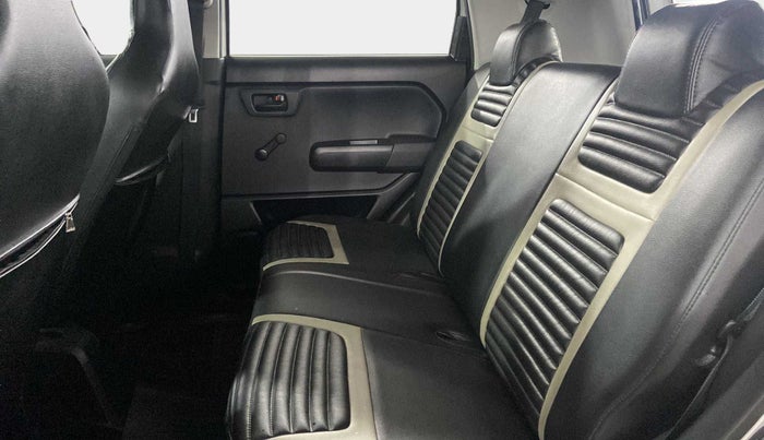 2020 Maruti New Wagon-R LXI CNG (O) 1.0, CNG, Manual, 69,971 km, Right Side Rear Door Cabin
