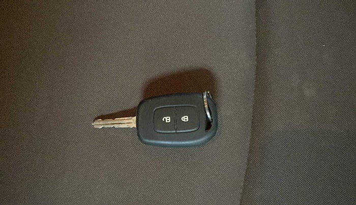 2019 Renault Duster RXS OPT CVT, Petrol, Automatic, 31,372 km, Key Close Up