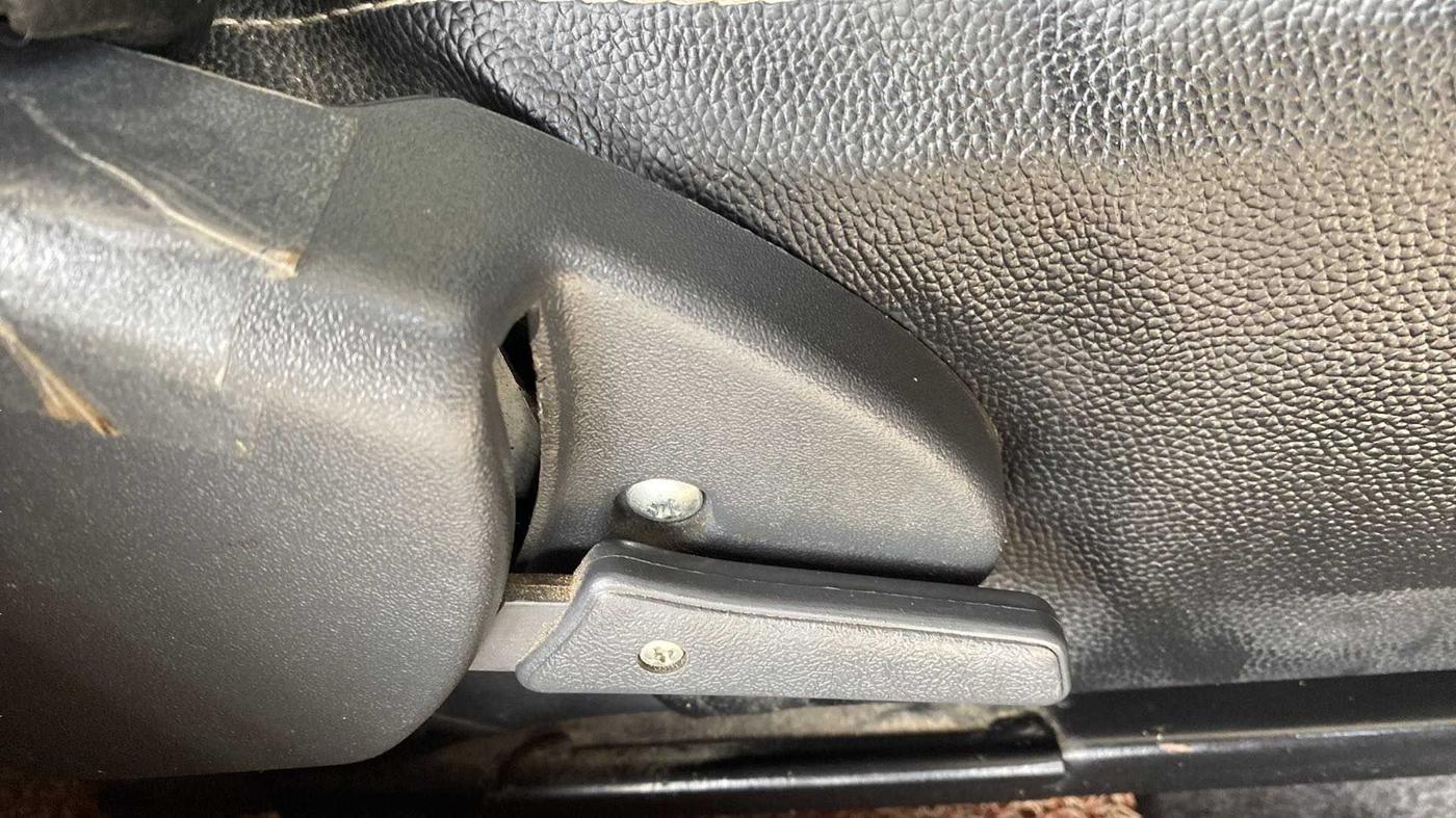 2018 Maruti Alto 800 VXI, Petrol, Manual, 29,403 km, Driver Side Adjustment Panel