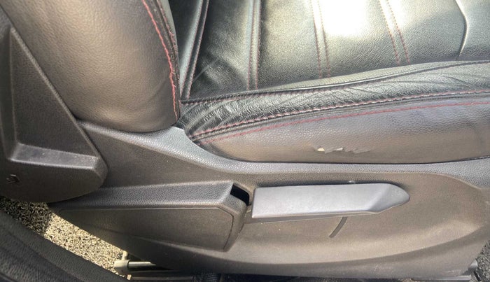 2016 Ford Ecosport TITANIUM+ 1.5L DIESEL, Diesel, Manual, 51,190 km, Driver Side Adjustment Panel