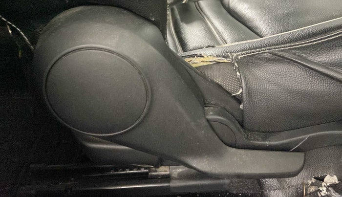 2019 Maruti Baleno ZETA PETROL 1.2, Petrol, Manual, 36,861 km, Driver Side Adjustment Panel