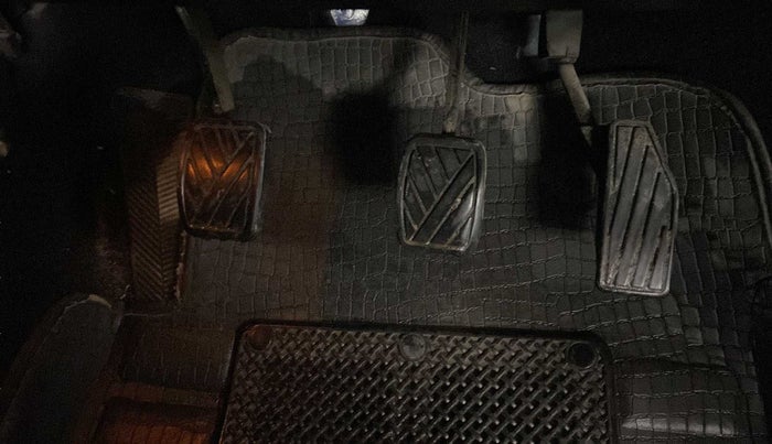 2019 Maruti Baleno ZETA PETROL 1.2, Petrol, Manual, 36,861 km, Pedals