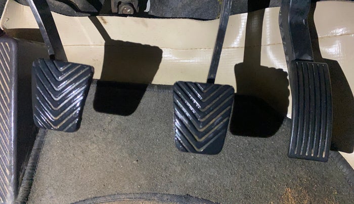 2012 Hyundai Verna FLUIDIC 1.4 VTVT, Petrol, Manual, 1,40,443 km, Pedals